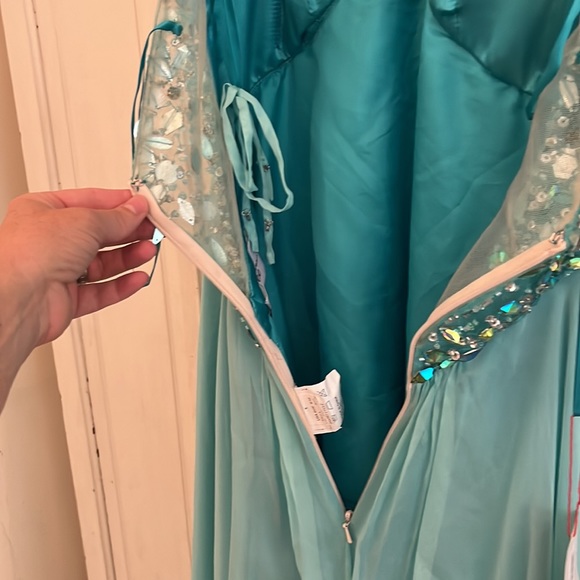 Morilee Paparazzi Strapless Homecoming Winter Formal Prom Dress, size 10 nwt - Picture 6 of 12